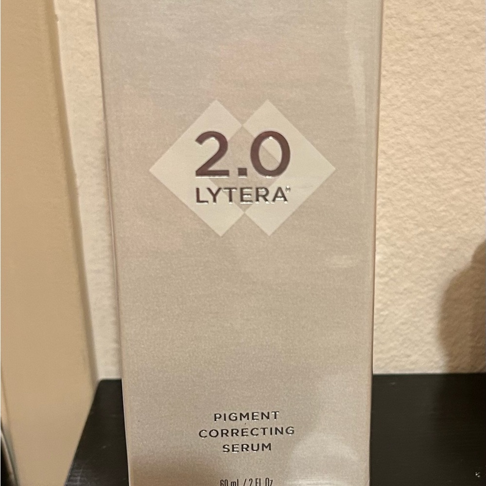 - BNIB & sealed Full size SkinMedica Lytera 2.0 Pigment Correcting Serum